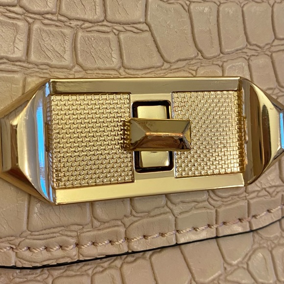 *NWOT* ALDO croc nude handbag - Picture 5 of 8